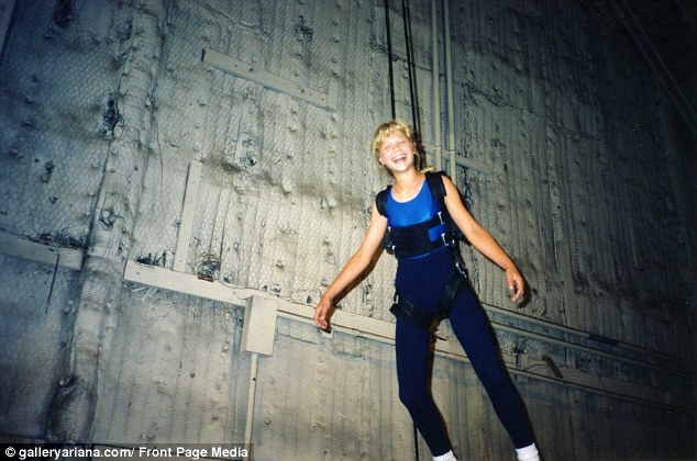 Spielberg and his team built animatronic real sized working models to shoot and convince audiences that the creatures had come to life. Ariana did some of her own stunts.